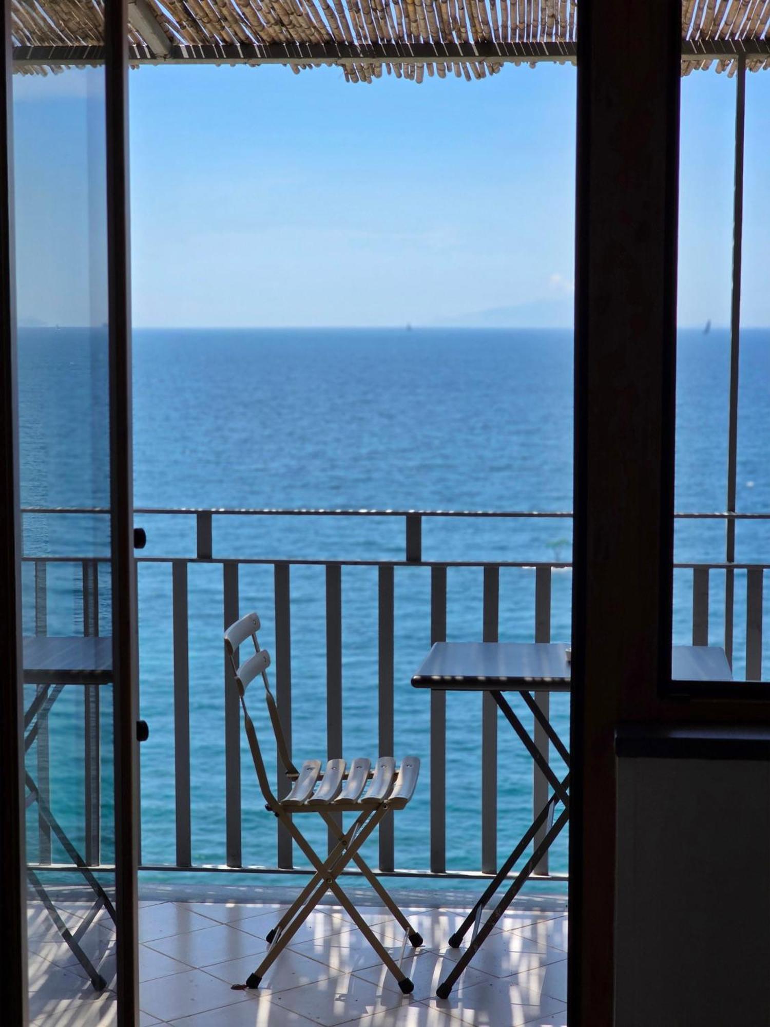Bed and Breakfast Oasi Relais Вико-Экуенсе Экстерьер фото