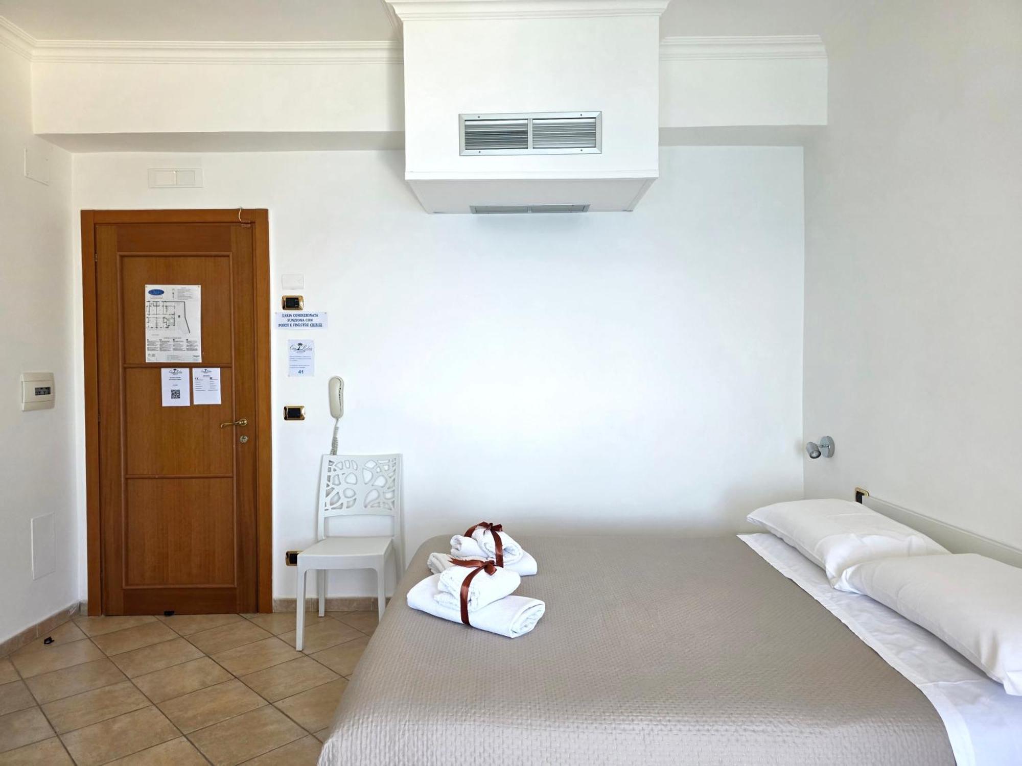 Bed and Breakfast Oasi Relais Вико-Экуенсе Экстерьер фото
